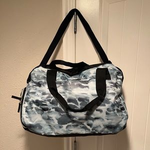 NEW! DSW Gym Bag